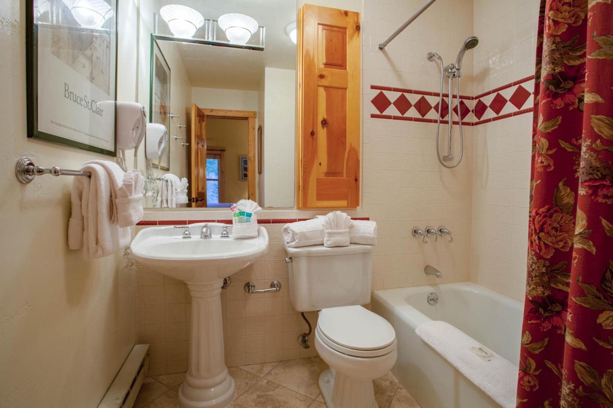 Kutuk Condominiums Steamboat Springs Room photo
