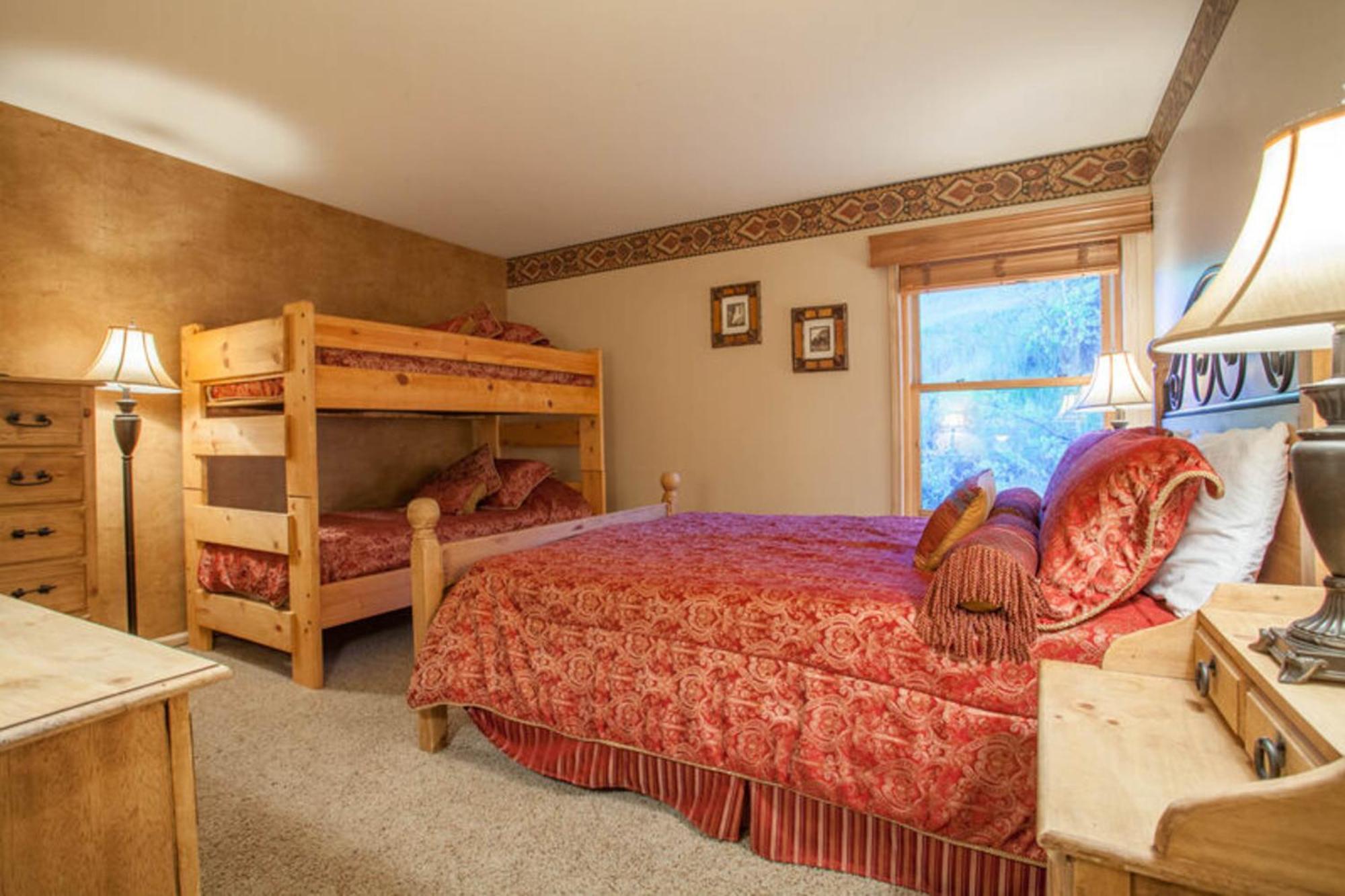 Kutuk Condominiums Steamboat Springs Room photo